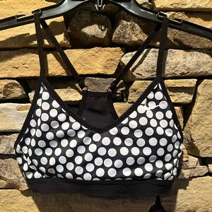 Nike size medium sports bra